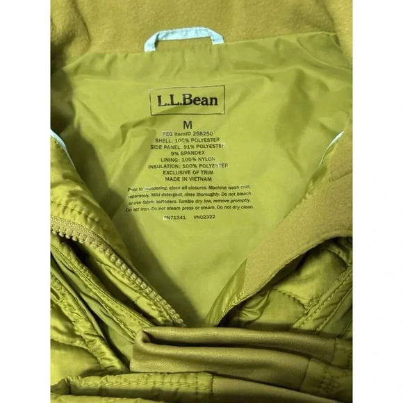 L.L. BEAN Quilted Mint Green Vest MEDIUM Fall Casual Fall Winter Outdoor Light - Picture 4 of 7